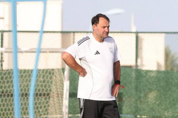 الدوري
      القطري..
      الوكرة
      يتعاقد
      مع
      المدرب
      التشيلي
      سييرا