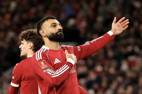 مدرب
      ليفربول
      يتغنى
      بمحمد
      صلاح:
      "سيظل
      خالدًا
      في
      تاريخ
      الريدز"