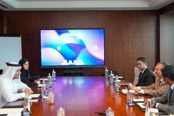 «غرف
      دبي»
      تبحث
      مع
      سفير
      الهند
      تعزيز
      التجارة
      والاستثمار