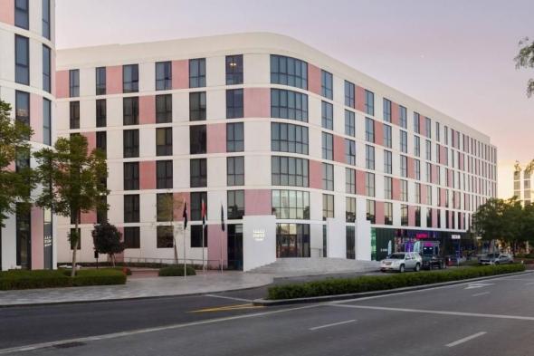 «الأرصاد»:
      طقس
      صحو
      إلى
      غائم
      جزئياً..
      اليوم