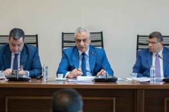 وزير
الإنتاج
الحربي
يستعرض
الحساب
الختامي
لموازنة
هيئة
الإنتاج
الحربي