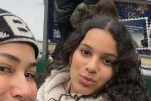 نجوم
الفن
يشاركون
هند
صبرى
الاحتفال
بعيد
ميلاد
ابنتها
الكبرى