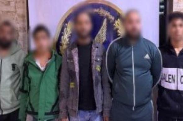 دماء
تسيل
فى
شوارع
السلام..
حكاية
الأشقاء
الـ3
ومعركة
الأسلحة
البيضاء
بسبب
الأموال