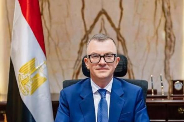 15
      فئة
      مؤسسية
      وفردية
      في
      جائزة
      مصر
      للتميز
      الحكومي