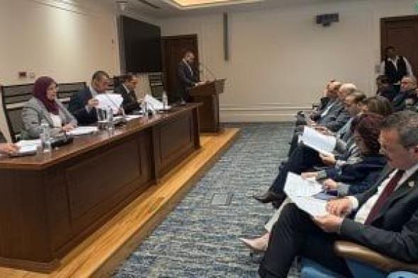 «صناعة
النواب»
تفتح
ملفي
المصانع
المتعثرة
وتطوير
القطاع
الصناعى