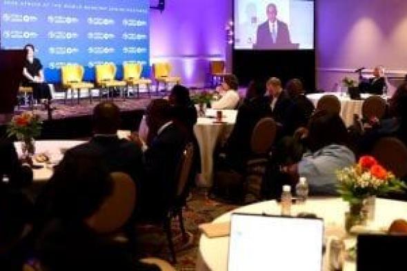 وزير
الخارجية
يشارك
فى
مباحثات
رفيعة
المستوى
حول
حشد
التمويل
لأمن
المياه
فى
أفريقيا