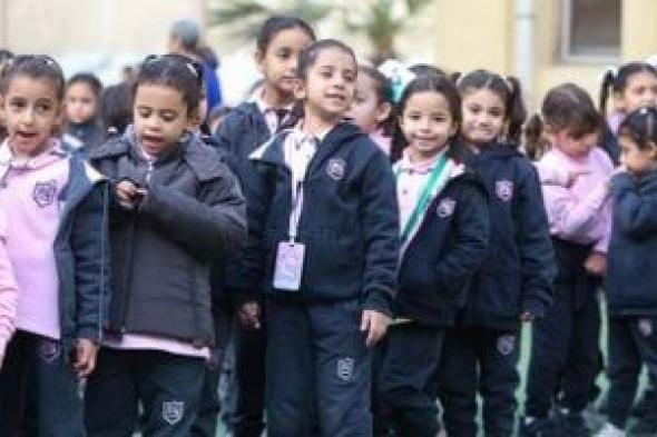 مواعيد
امتحانات
آخر
السنة
لجميع
صفوف
النقل
والثانوية
العامة
و3
إعدادى