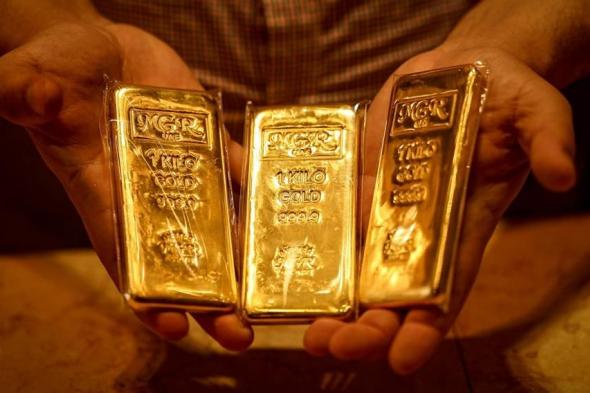 الذهب
      يرتفع
      مجدداً
      بدعم
      ضعف
      الدولار