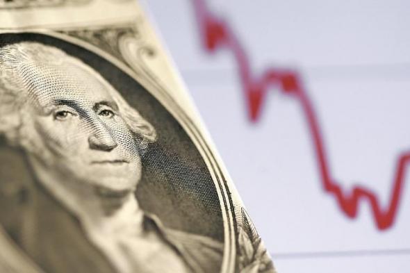 الدولار
      يتراجع
      ويخسر
      معظم
      مكاسب
      حرب
      إيران