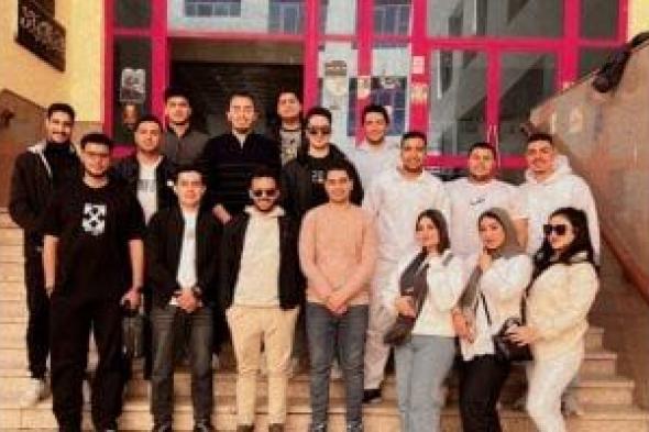 «كان
وأخواتها»..
مشروع
تخرج
بإعلام
6
أكتوبر
يرصد
تحولات
الحياة
قبل
وبعد
السوشيال
ميديا