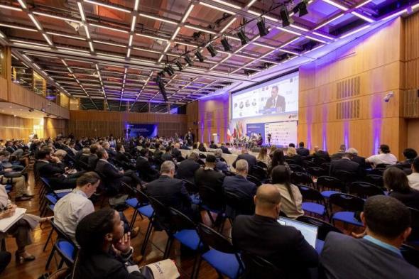 باريس
      تستضيف
      «رؤية
      الخليج
      2026»
      في
      18
      و19
      يونيو
      لتحفيز
      الاستثمار