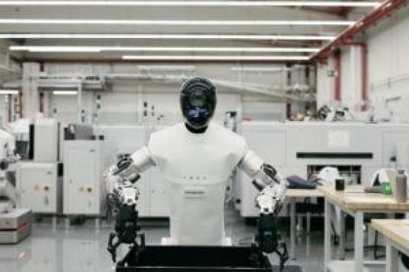 اشتغل
شفت
كامل..
روبوت
بشرى
يُنجز
وردية
كاملة
داخل
مصنع
دون
تعب