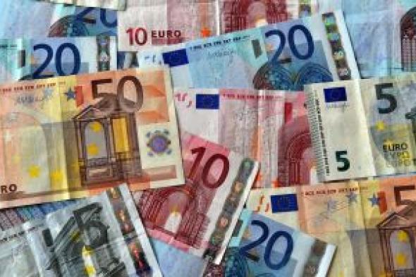 تراجع
سعر
اليورو
اليوم
الإثنين
20
أبريل
2026
أمام
الجنيه
بالبنوك
المصرية