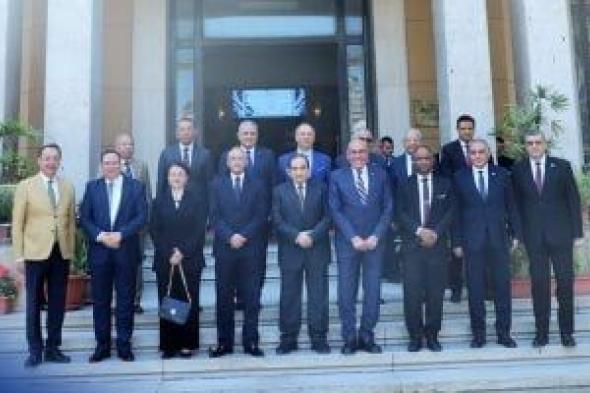 تفاصيل
مؤتمر
اتحاد
الكيميائيين
العرب
لرسم
خارطة
طريق
الكيمياء
الخضراء