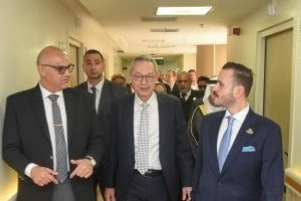 محافظ
الإسكندرية
يشهد
افتتاح
مستشفى
مبرة
العصافرة
لتعزيز
المنظومة
الطبية