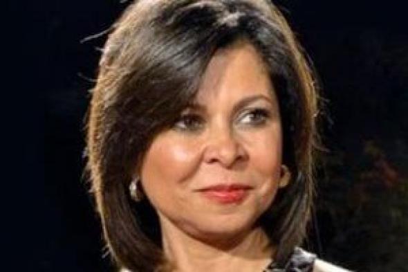 على
الدف
وبالزغاريد..
نجوم
مهرجان
أسوان
يحتلفون
بعيد
ميلاد
سلوى
محمد
على