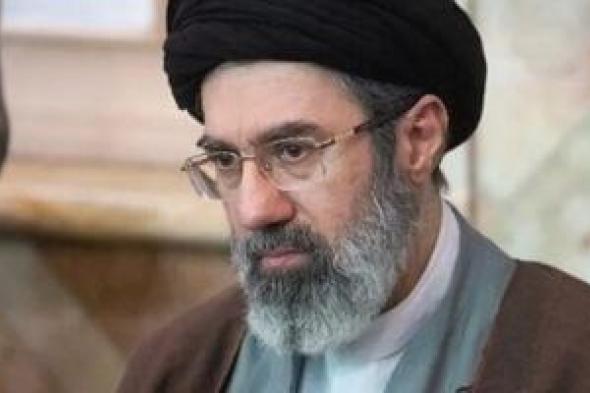 حروق
وتشوهات
وصعوبة
فى
الكلام..
ماذا
حدث
لـ
مجتبى
خامنئى؟