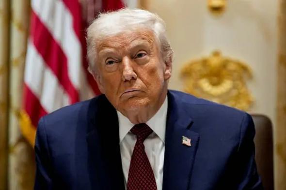 ترامب:
    إلغاء
    زيارة
    ويتكوف
    وكوشنر
    لإسلام
    آباد
    لا
    يعني
    استئناف
    الحرب
    بعد