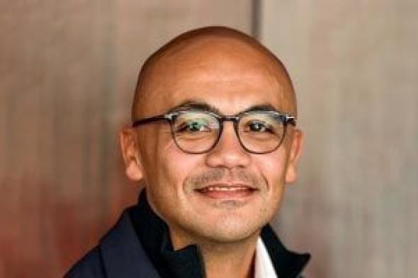 عضو
مجلس
الأهلى
يحصل
على
ماجستير
فى
إدارة
الأحداث
الرياضية