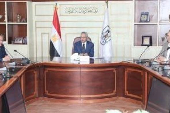 محافظ
بنى
سويف
يشدد
على
التنسيق
مع
المزارعين
لتعظيم
توريد
القمح
وتقليل
الفاقد