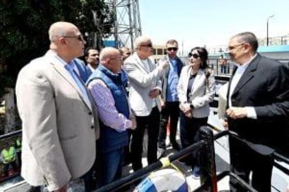 وزيرة
الإسكان
ومحافظ
الأقصر
يتفقدان
محطة
مياه
الأقصر
الغربية