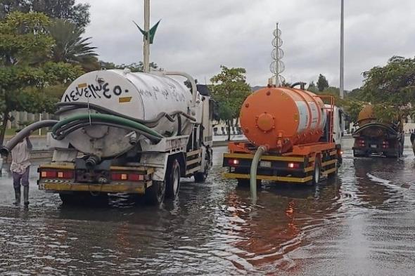 أمانة
    القصيم
    تكثف
    أعمالها
    الميدانية
    بعد
    الحالة
    المطرية