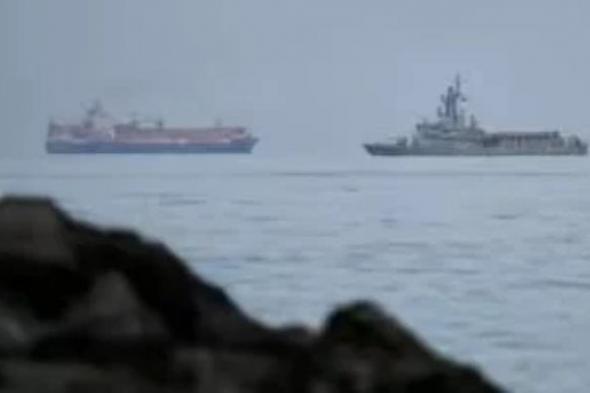 إفراج جزئى عن طاقم سفينة “توسكا”.. واستمرار المساعى لإطلاق باقى المحتجزين