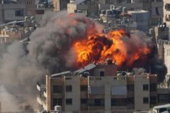 أستاذ
علاقات
دولية:
رسائل
سياسية
وعسكرية
وراء
تصاعد
التوتر
مع
إيران