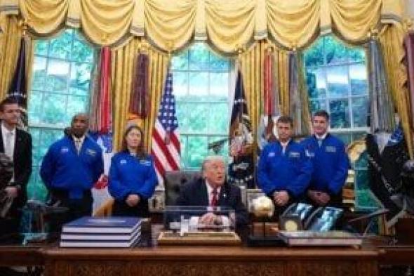 تفاصيل
مقابلة
ترامب
مع
رواد
فضاء
مهمة
أرتميس
2
فى
المكتب
البيضاوى