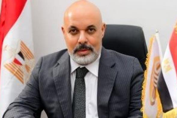 إيهاب
واصف:
عمال
قطاع
الذهب
حجر
الأساس
فى
الحفاظ
على
الصناعة
التاريخية