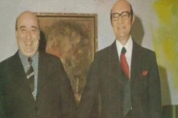 ذكرى
رحيل
موسيقار
الأجيال..
صور
خلدت
لحظات
لا
تنسى
فى
مسيرة
محمد
عبد
الوهاب