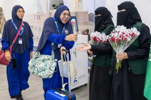 وصول
    أولى
    رحلات
    مستفيدي
    مبادرة
    «طريق
    مكة»
    من
    بروناي
    إلى
    المدينة
    المنورة