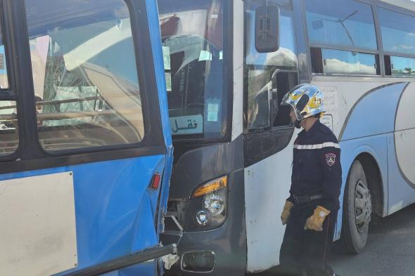 حصيلة
نهائية..
23
جريحا
في
اصطدام
بين
حافلتين
بحي
المنار
في
تيارت