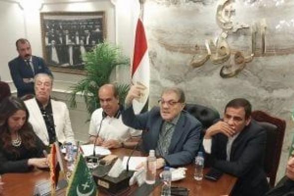 رئيس
الوفد:
شباب
الحزب
لعبوا
دورا
وطنيا
بارزا
خلال
فترة
حكم
الإخوان..
صور