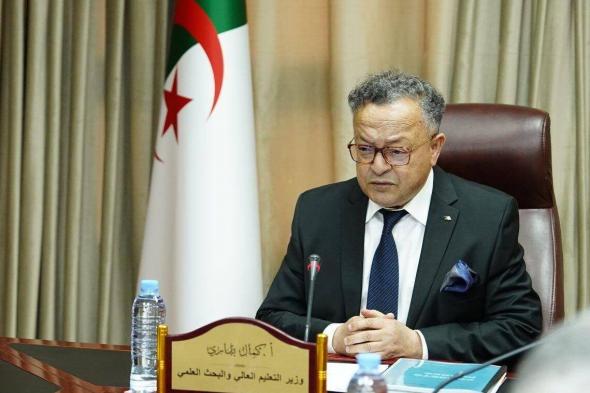 بداري
يشدّد
على
تسويق
مخرجات
البحث
العلمي
وبرمجة
معارض
للمنتجات
البحثية
