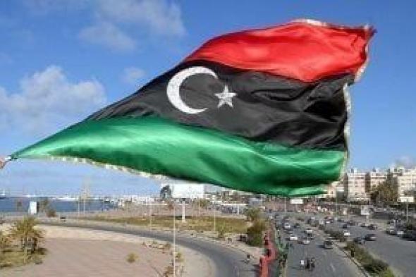 اشتباكات
بالأسلحة
الثقيلة
بمدينة
الزاوية
الليبية
وإخلاء
مجمع
نفطى
بالكامل