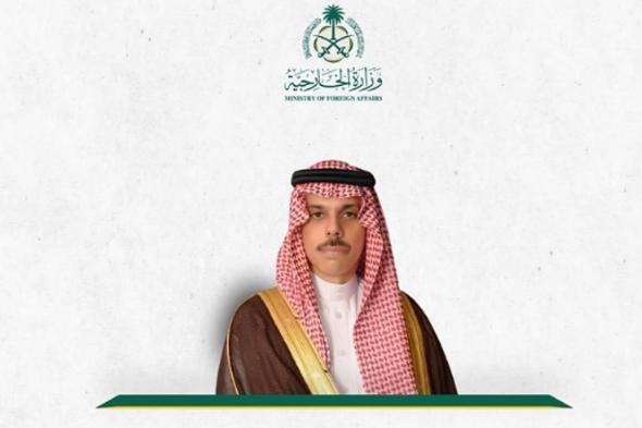 وزير
    الخارجية
    يبحث
    تطورات
    الأوضاع
    في
    المنطقة
    مع
    نظيره
    القطري
