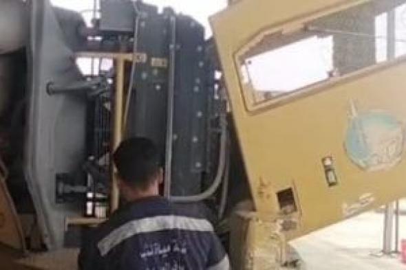 خراط
بسوهاج
ينجح
فى
تشغيل
علبة
تروس
تالفة
وتشغيل
لودر
بقيمة
25
مليون
جنيه