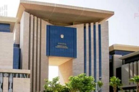 مصر تُعيد 1379 مواطنا من ليبيا بعد تورطهم فى الهجرة غير الشرعية.. بالأرقام