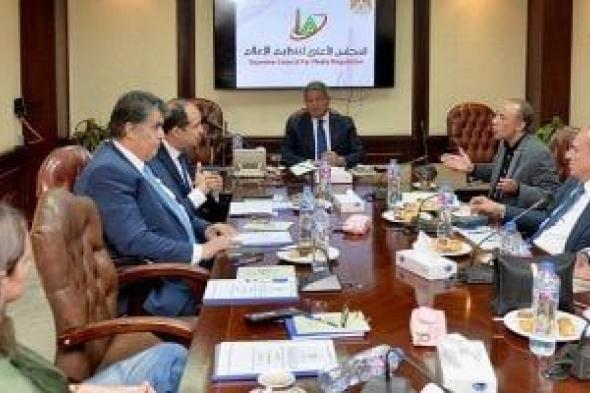 الأعلى
للإعلام:
استدعاء
الممثل
القانونى
لقناة
الشمس
ومسؤول
حسابات
رحيمة
الشريف