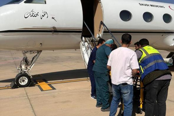 إخلاء
طبي
جوي
لمواطنَين
من
القاهرة
إلى
السعودية
لاستكمال
العلاج