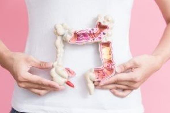 وزارة
الصحة
توجه
رسائل
هامة
للوقاية
من
سرطان
القولون
..
تفاصيل