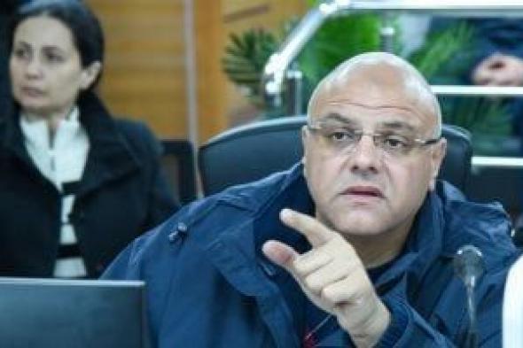 محافظ
الإسكندرية:
بدء
استقبال
طلبات
تراخيص
المحال
العامة
بـ"الشباك
الموحد"