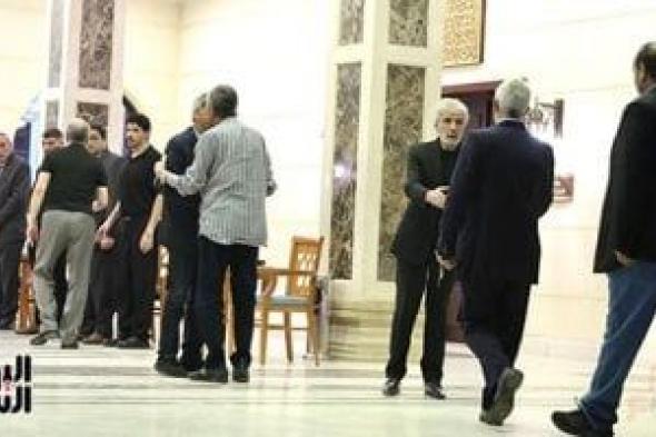 نجوم
الفن
يقدمون
واجب
العزاء
فى
عبد
الرحمن
أبو
زهرة
بحضور
أسرته
..
صور