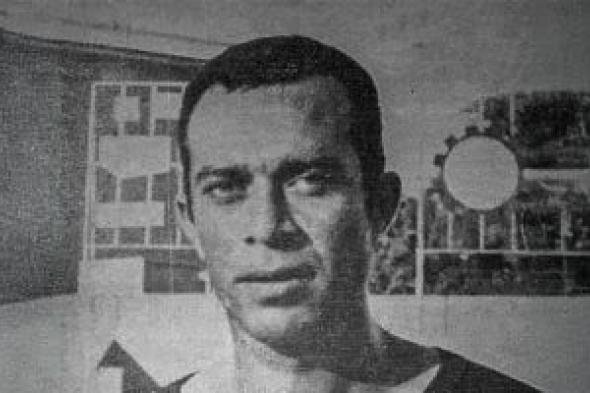 النسخة
22
لكأس
مصر
تشهد
حدث
فريد
فى
تاريخ
الأهلى
والزمالك
بذكري
القمة