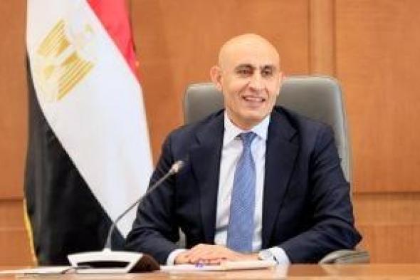 وزير
التعليم
يكشف
موعد
انتهاء
إعداد
مناهج
البكالوريا
المصرية