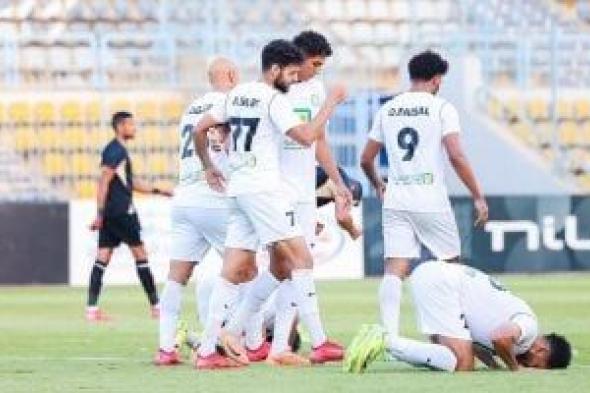 الـVAR
ينقذ
البنك
الأهلى
ويتعادل
مع
الجونة
1-1
بالدورى