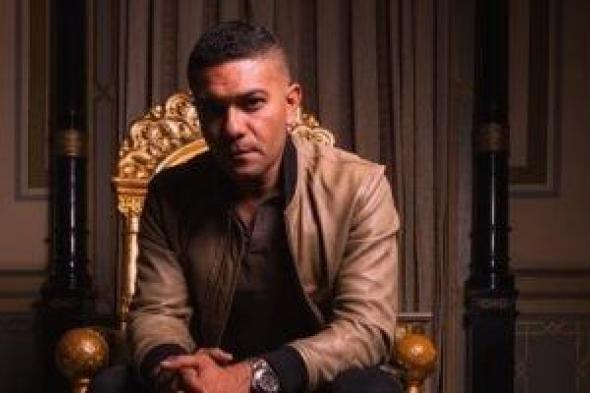 ساب
عربيته
ونزلهم..
آسر
ياسين
في
وصلة
رقص
مع
عروسين
بالشارع
"فيديو"