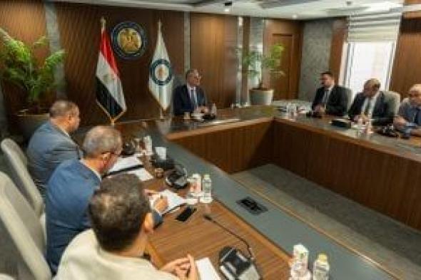 وزير
البترول
يلتقى
كوادر
التعدين
المرشحة
لبرامج
تدريبية
متقدمة
بأكبر
الجامعات
الأسترالية