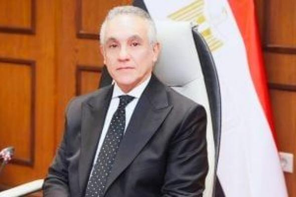 وزير
العدل
يجدد
ندب
محمد
فاروق
قائما
بأعمال
رئيس
قطاع
الشهر
العقارى